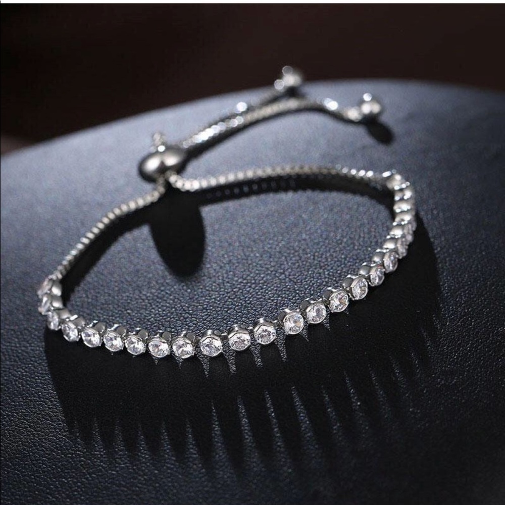 Tennis adjustable buttercup bracelet
